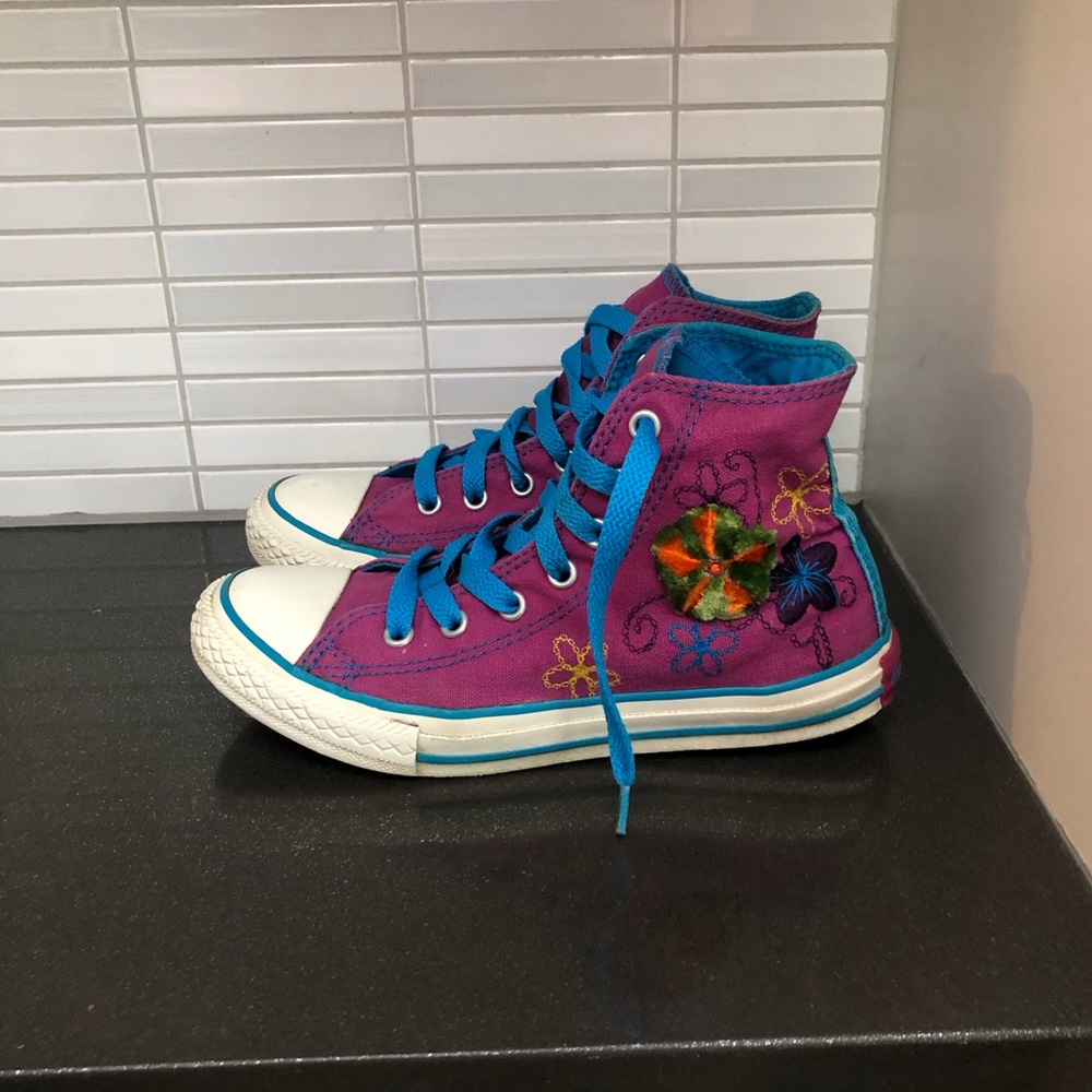 Converse Chuck Taylor kids embroidered high tops